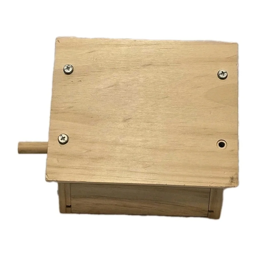 Natural Wood Birdhouse Rustic Hanging Bird House Decorative Wooden Nest Box